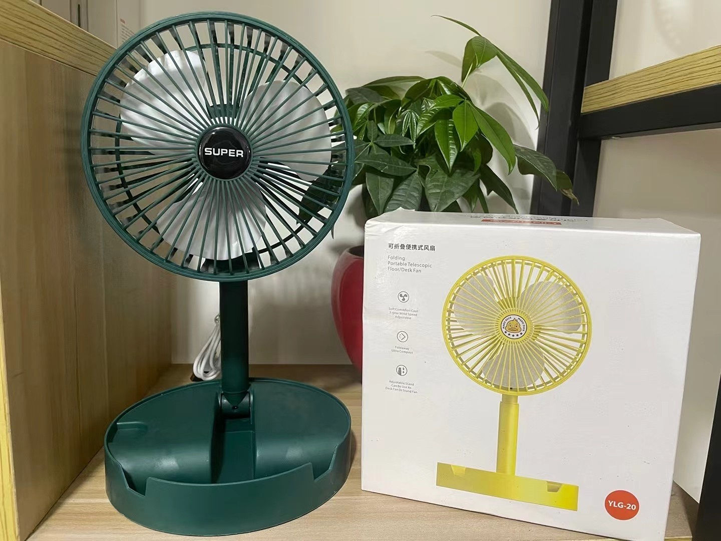 Cartoon fan folding small fan mini USB fan silent children's desk student dormitory power supply